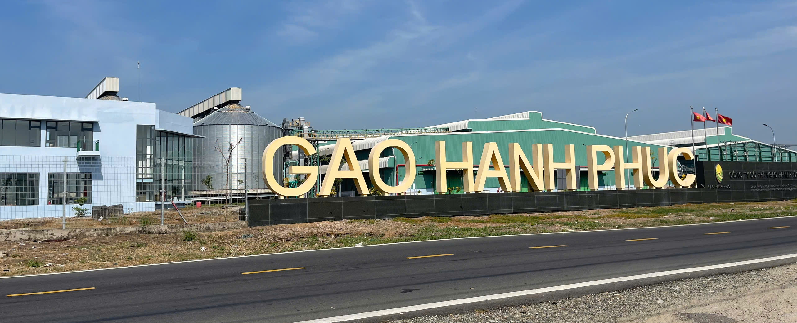 Nhà Máy Chế Biến Gạo Xuất Khẩu Hạnh Phúc